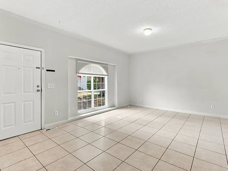 114 Cedar St — Photo 41