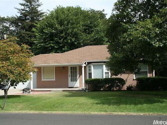 3rd image of 7608 N Saint Carlo Ave