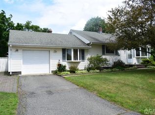 18 High Point Rd, East Brunswick, NJ 08816