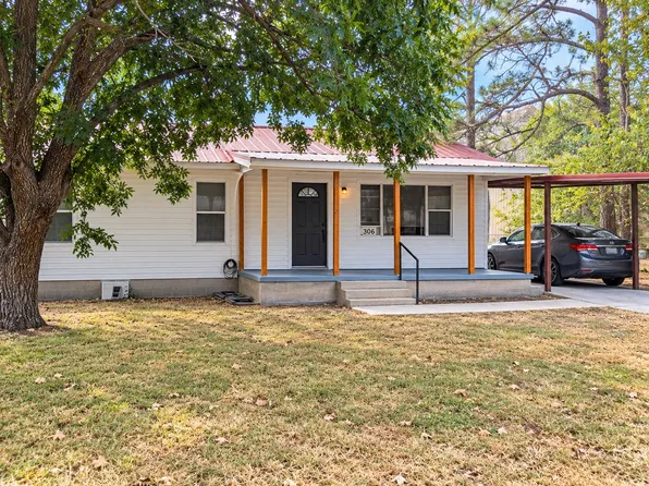 306 S Oak Ln, Tolar, TX 76476