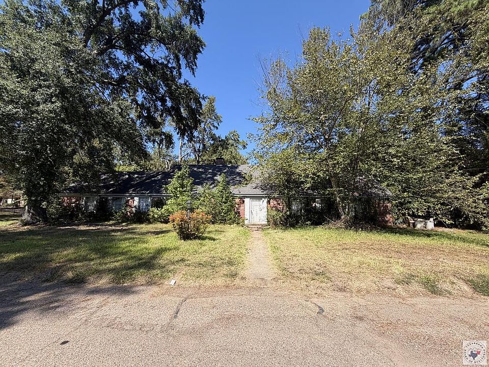 1st image of 42 Broadmoor Dr