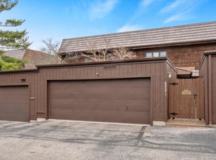 6838 Covington Creek Trl, Fort Wayne, IN 46804