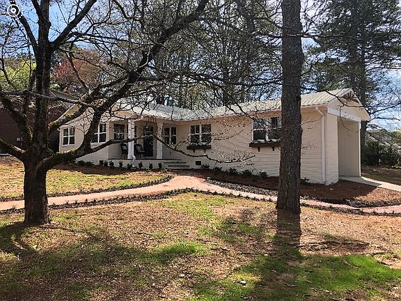 2nd image of 735 Stewart Ave
