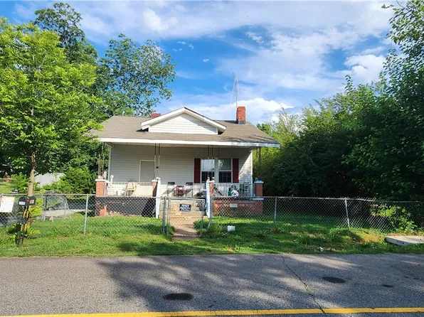 105 Hope Ave, Seneca, SC 29678