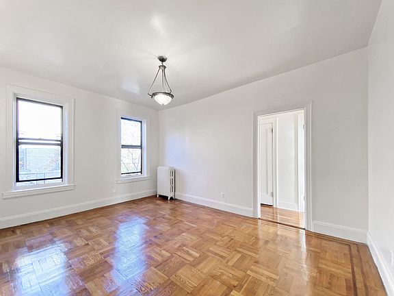 2nd image of 452 Park Pl APT 4J