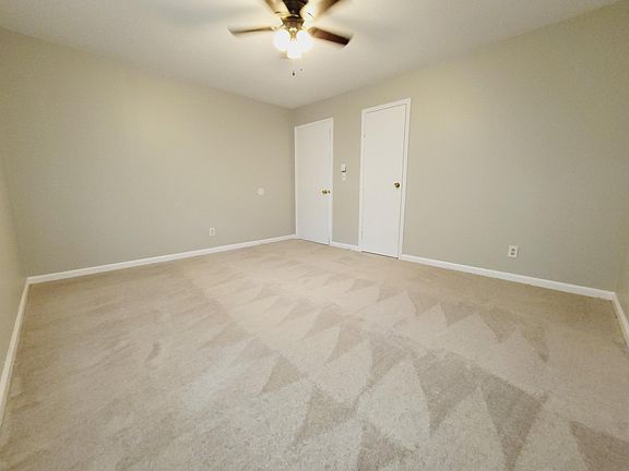 5th image of 102 Sunset Dr