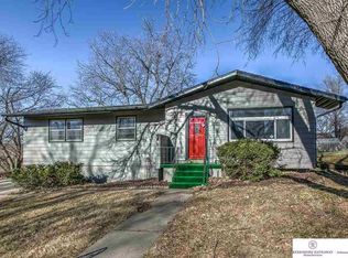1316 Wilshire Dr, Bellevue, NE 68005