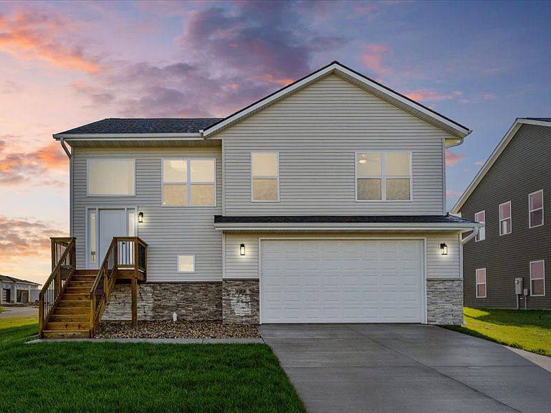 1st image of 808 Windam Dr