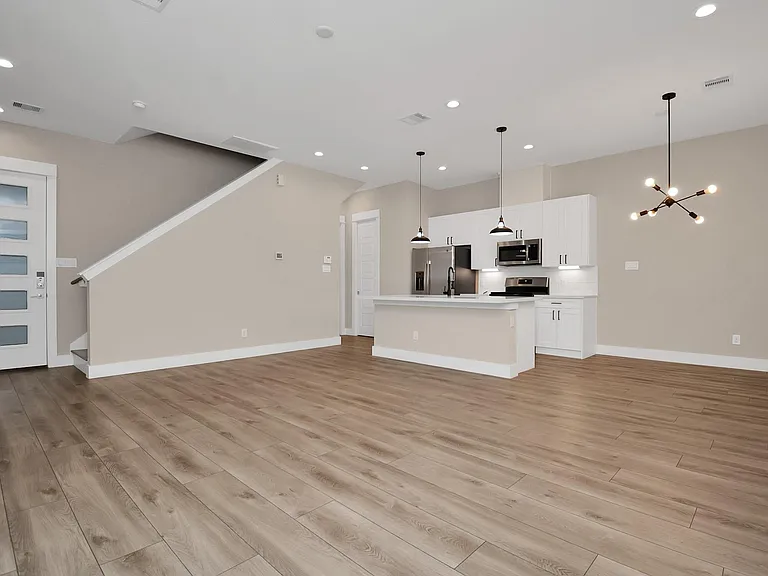 1235 W Tidwell Rd — Photo 6