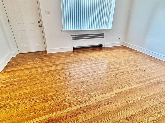 5th image of 6309 Walker St