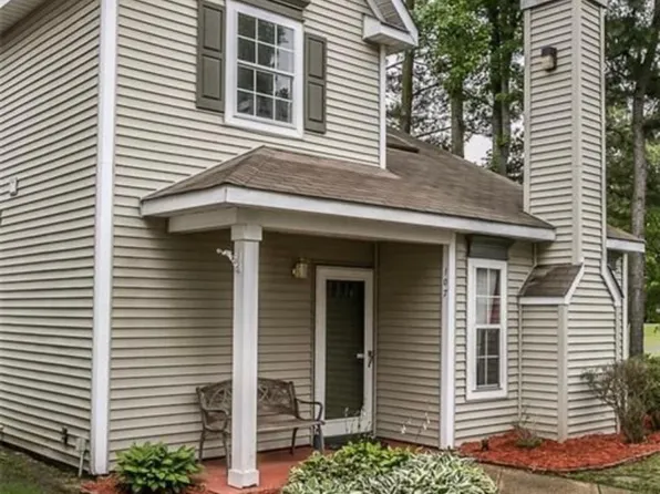 107 Watson Dr, Newport News, VA 23602