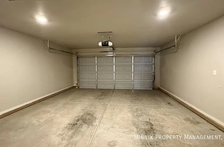 2006 Kenwood Ave — Photo 39