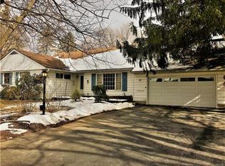 1391 Springhouse Rd, Allentown, PA 18104