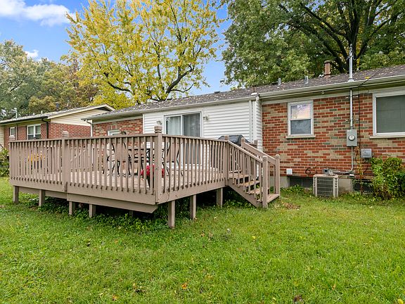 5th image of 1586 Gerard Park Ln
