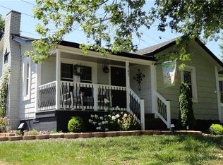 147 E Old McKinney Rd, Mount Airy, NC 27030