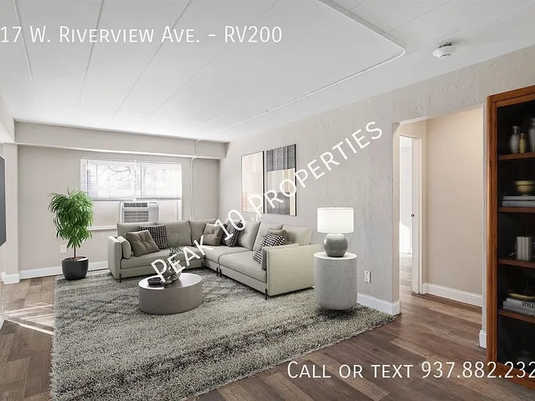617 W Riverview Ave #RV200 — Photo 3