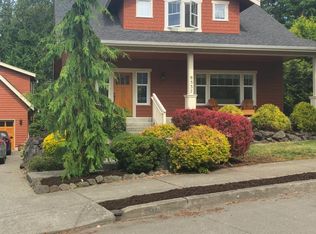 9537 NE North Town Loop, Bainbridge Island, WA 98110