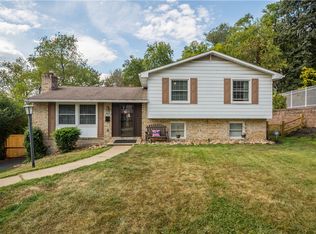 862 Hershire Dr, Bethel Park, PA
