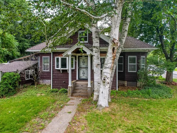 154 Pollard St, Billerica, MA 01821