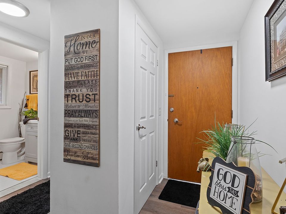 Stonewood Apartments 188 Stonewood Ave Rochester NY Zillow