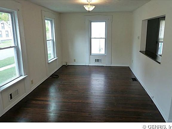 3rd image of 187 Park Ave