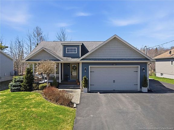2nd image of 20 Forest Grove Rd