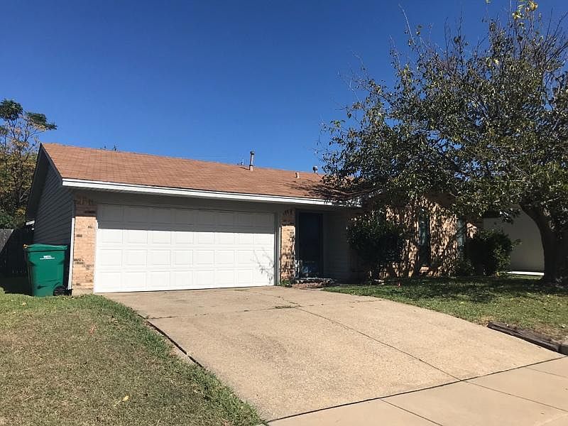 1st image of 579 Ferguson Dr