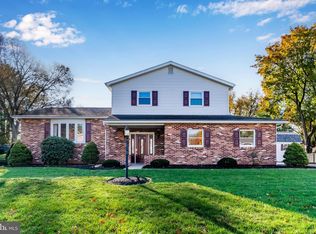 924 Forbes Rd, Carlisle, PA 17013