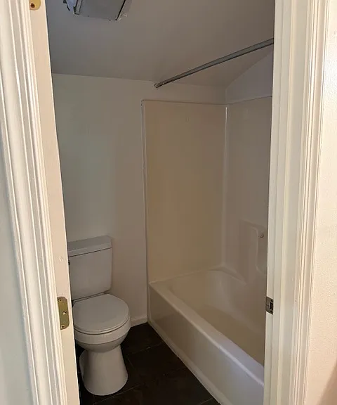 1712 Jefferson Park Ave #15 — Photo 8