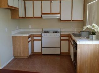 3637 W 139th St APT 19, Hawthorne, CA 90250