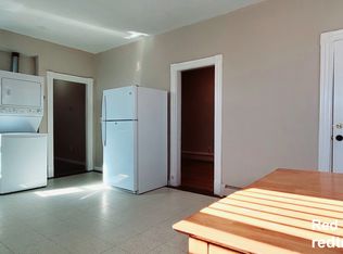 177 London St APT 2, Boston, MA 02128