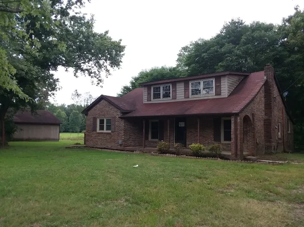 134 Howell Hill Rd, Fayetteville, TN 37334