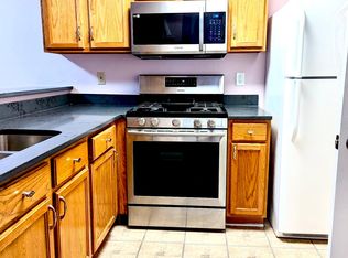 6600 Lake Park Dr APT 204, Greenbelt, MD 20770