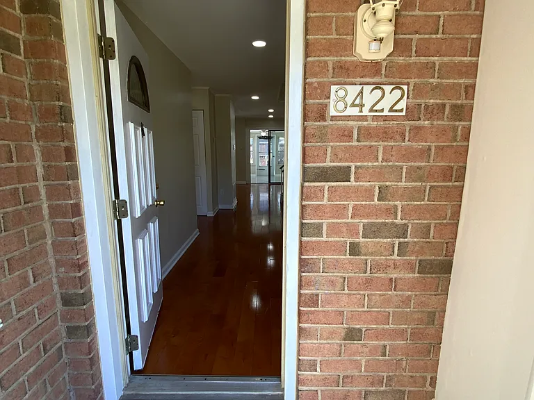 8422 Madison Pl — Photo 10