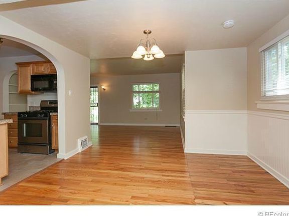 3rd image of 2431 S Franklin St