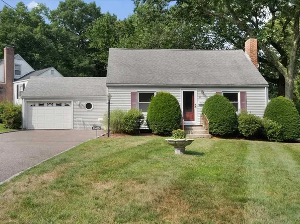 23 Marshall Rd, Natick, MA 01760