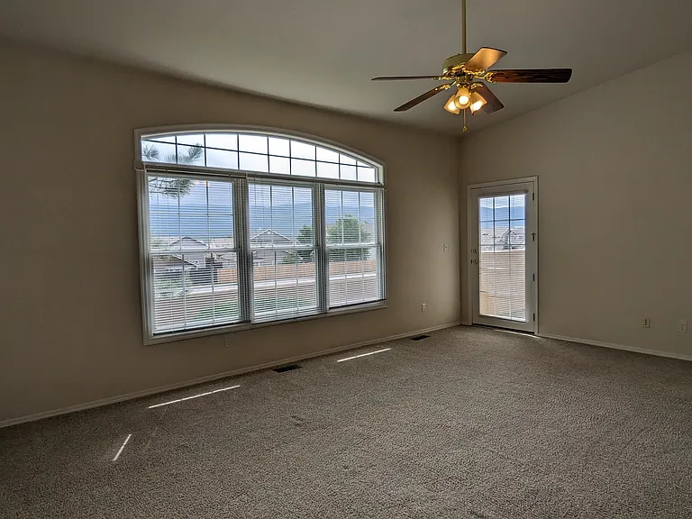 14384 Peaceful Glen Grv — Photo 38