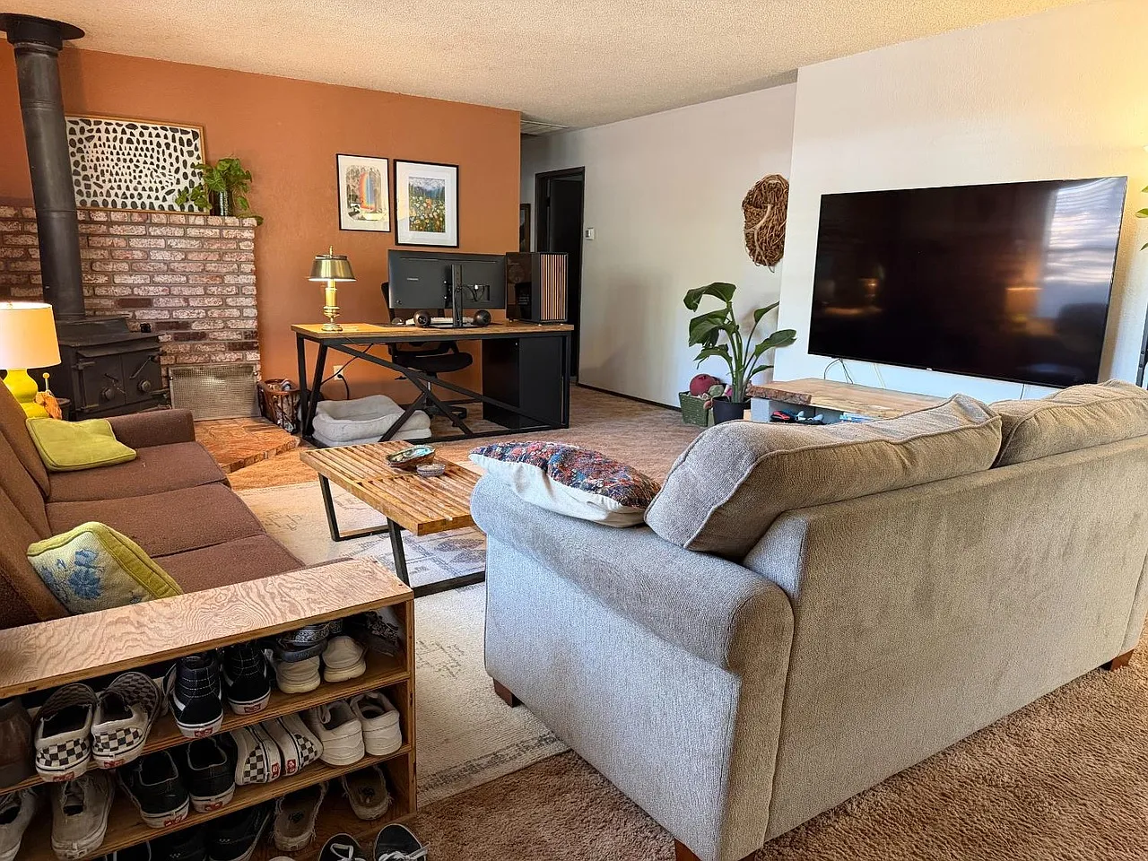 3 bed, 1344 sqft, $2,100 — Photo 3