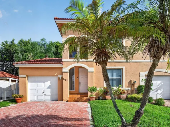 16107 NW 24th St, Pembroke Pines, FL 33028