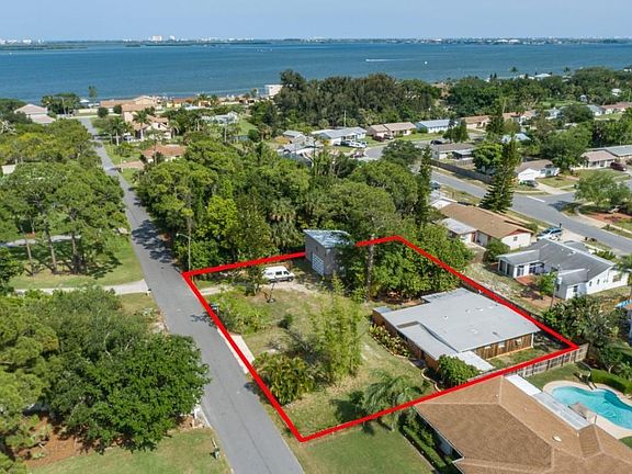 3rd image of 1795 Mili Ave