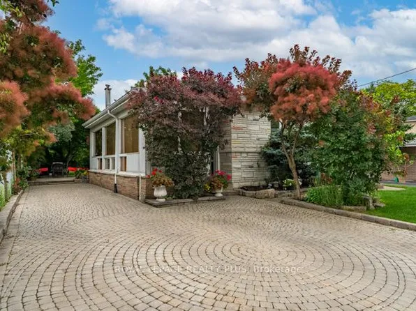 87 Hullmar Dr, Toronto, ON M3N 2E2