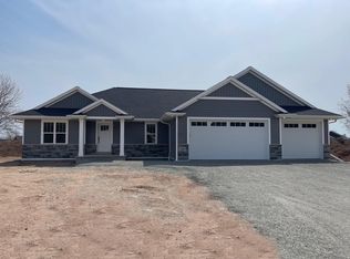 3587 W Hank Ave, De Pere, WI 54115