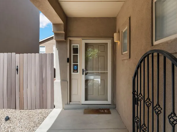 7105 Alexandria Dr NE, Albuquerque, NM 87122