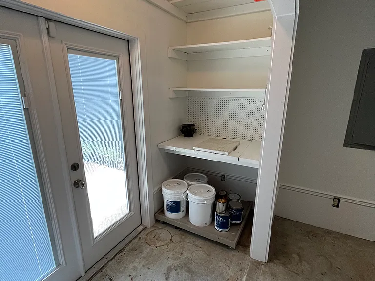 1306 Spencer Ave — Photo 16