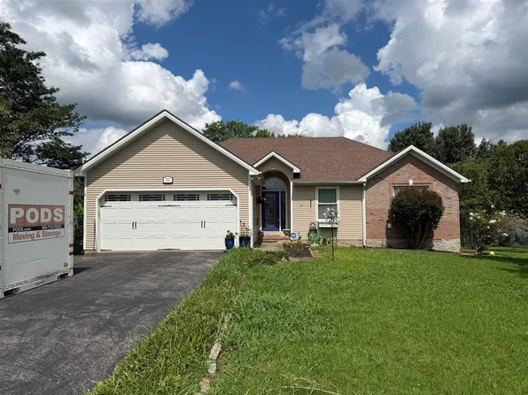 731 Park Hills St, Bowling Green, KY 42101
