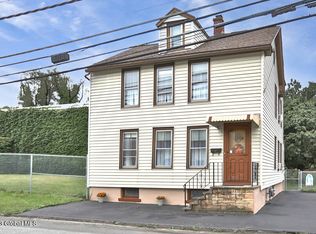 118 Ida St, Troy, NY 12180