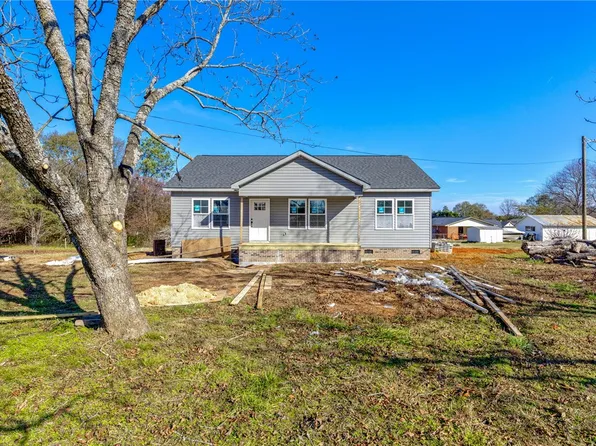 506 Old Asbury Rd, Anderson, SC 29625