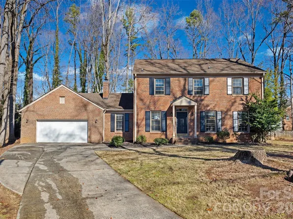 812 Duffy Ct, Matthews, NC 28105