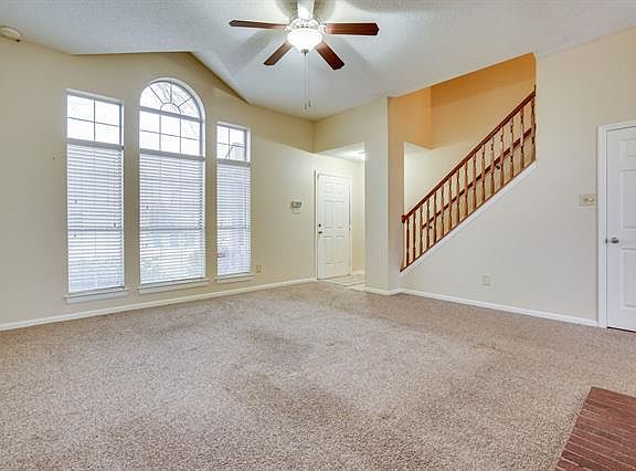 4th image of 2537 Windchase Dr