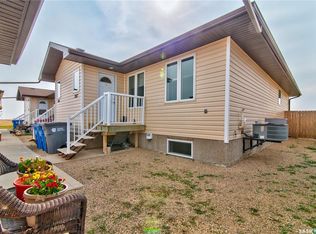 207 S Front St, Wolseley, SK S0G5H0